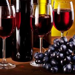 Кулінарні рецепти: Домашнє вино «Виноградне»