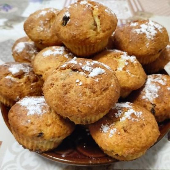 Рецепти:  Смачні домашні сирні кекси з волоськими горішками