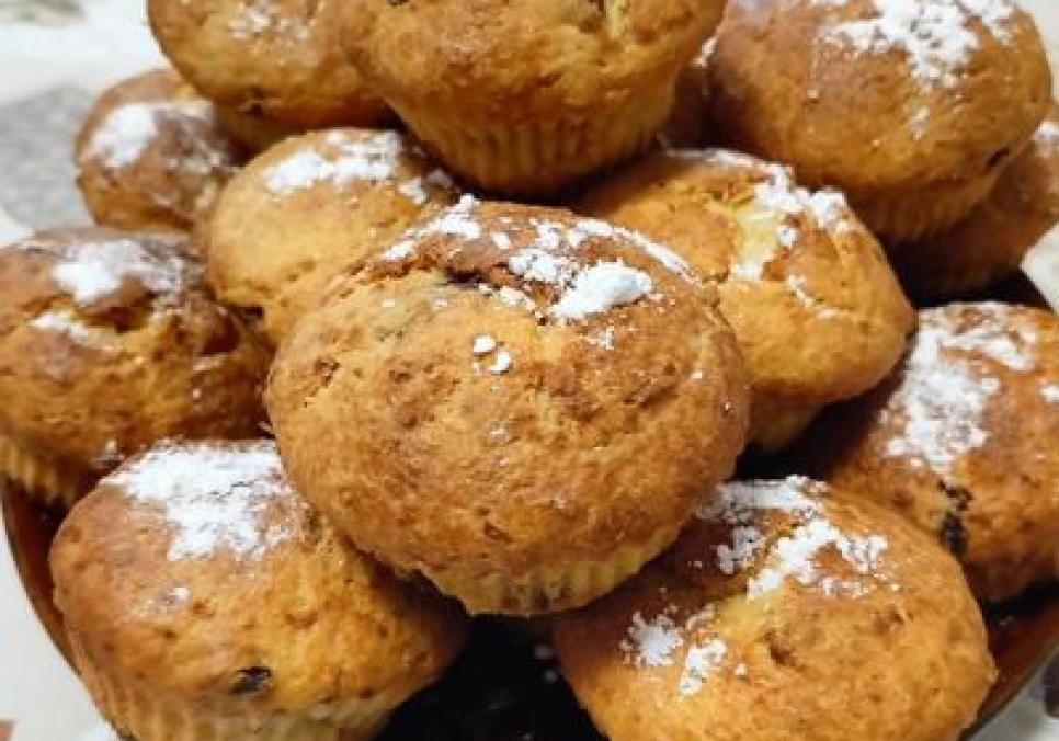 Рецепти:  Смачні домашні сирні кекси з волоськими горішками