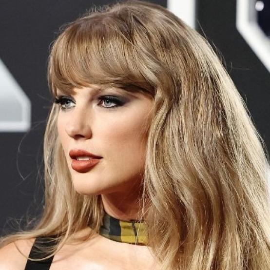 Тейлор Свіфт повертає собі музику: стріми на Spotify злетіли після знакової угоди