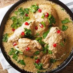 Рецепти:   Смачна пікантна курочка під горіховим соусом