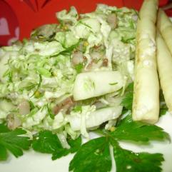 Рецепти:   Смачний цікавий салат з пекінської капусти з оселедцем і яблуком