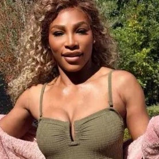 Серена Вільямс відповіла на критику своєї ваги новими фото в купальнику