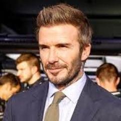 Девід та Вікторія Бекхем порушили заборону сина на публічні привітання