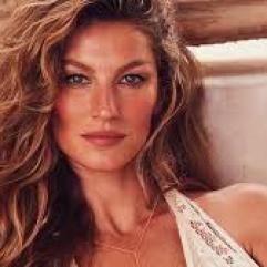 Жизель Бюндхен зворушила мережу рідкісними кадрами свого сина