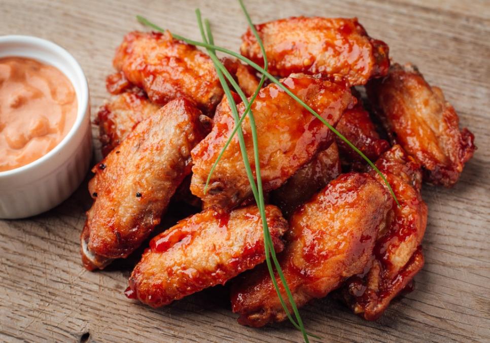 Рецепти:   Смачні апетитні ніжні курячі крильця з медом