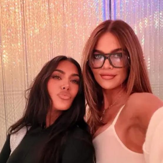 Кім Кардаш’ян розкритикували за надмірний фотошоп обличчя її сестри