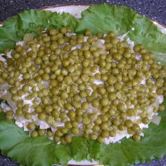 Рецепти:  Смачний домашній салат “Чиполіно”