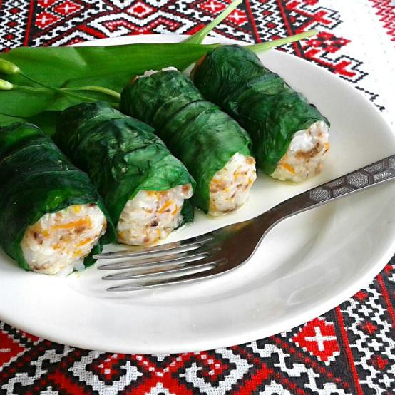 Рецепти:   Смачні домашні апетитні голубці в листі черемші