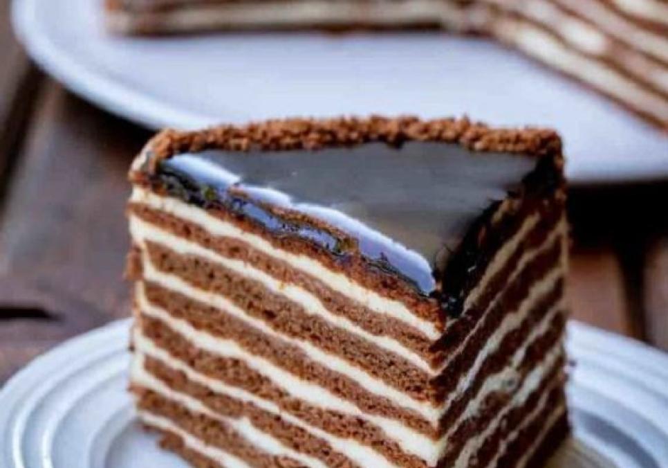 Рецепти:    Смачний домашній ніжний торт  “Спартак”