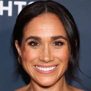 Меган Маркл заінтригувала прихильників появою без своєї весільної обручки