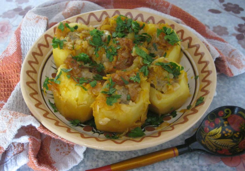 Рецепти:  Смачна ароматна фарширована картопелька