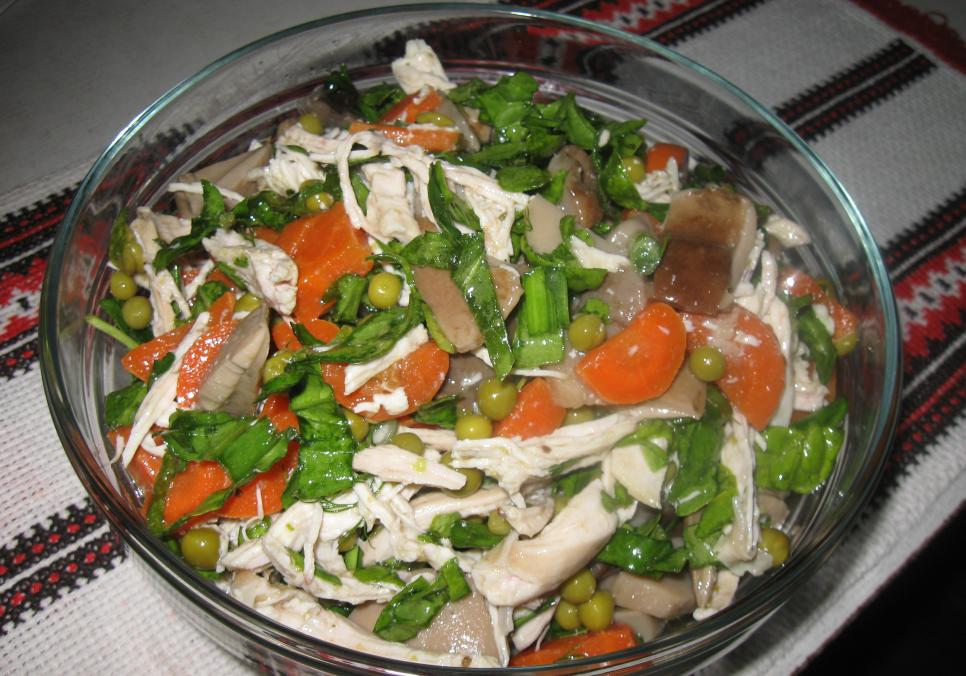 Смачний салат зі шпинатом