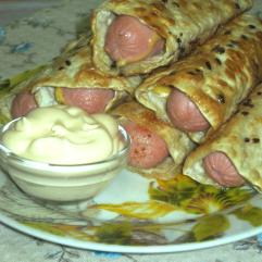 Рецепти:  Смачні апетитні домашні хот-доги «Ледачі»