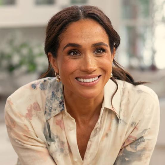 Меган Маркл знову розлютила фанатів: годинник принцеси Діани на знімальному майданчику