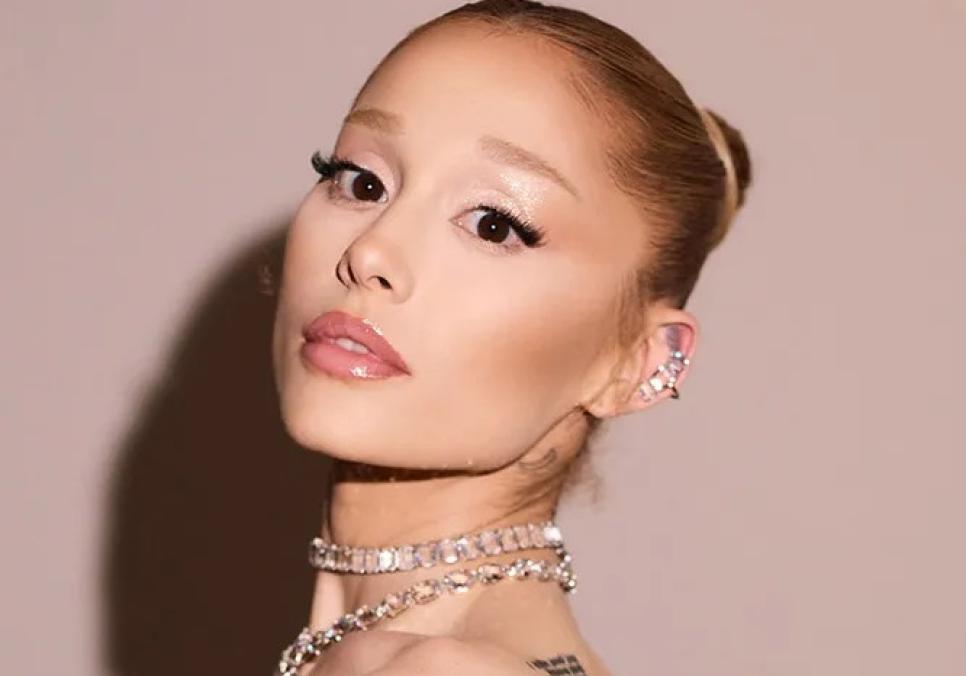 Аріана Гранде закінчила зйомки у новій комедії «Свекор Фокер»