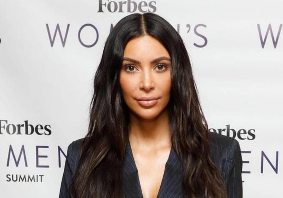 Кім Кардаш'ян використовує ChatGPT для юридичних консультацій