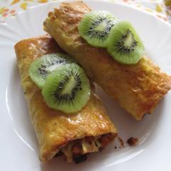 Рецепти:  Смачний апетитний домашній струдель із лаваша нашвидкуруч