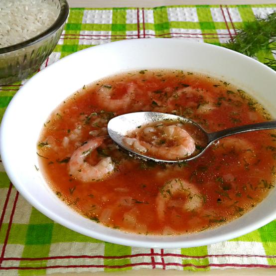 Рецепти:  Смачний апетитний ароматний томатний суп з креветками