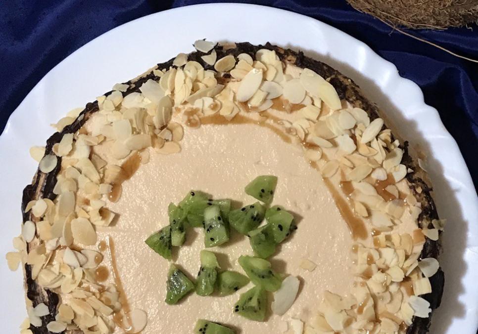 Рецепти:   Смачний домашній торт  «Карамельно-мигдальний»