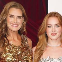 Брук Шилдс знялася у відео з дочками для реклами своєї лінії догляду Commence