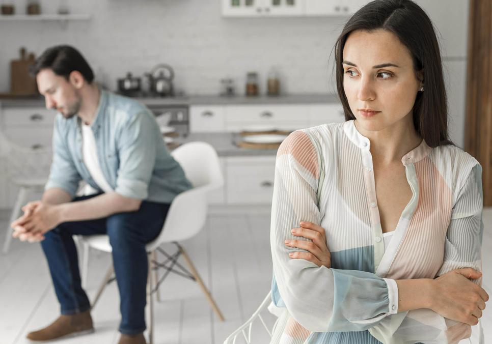 ДЕ ЗАКІНЧУЄТЬСЯ САМОТНІСТЬ