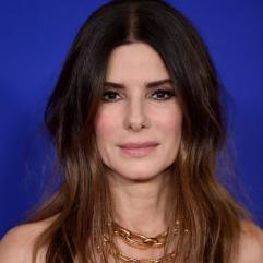 Сандра Буллок уперше за рік на публіці: акторку помітили в Лос-Анджелесі після трагічної втрати партнера