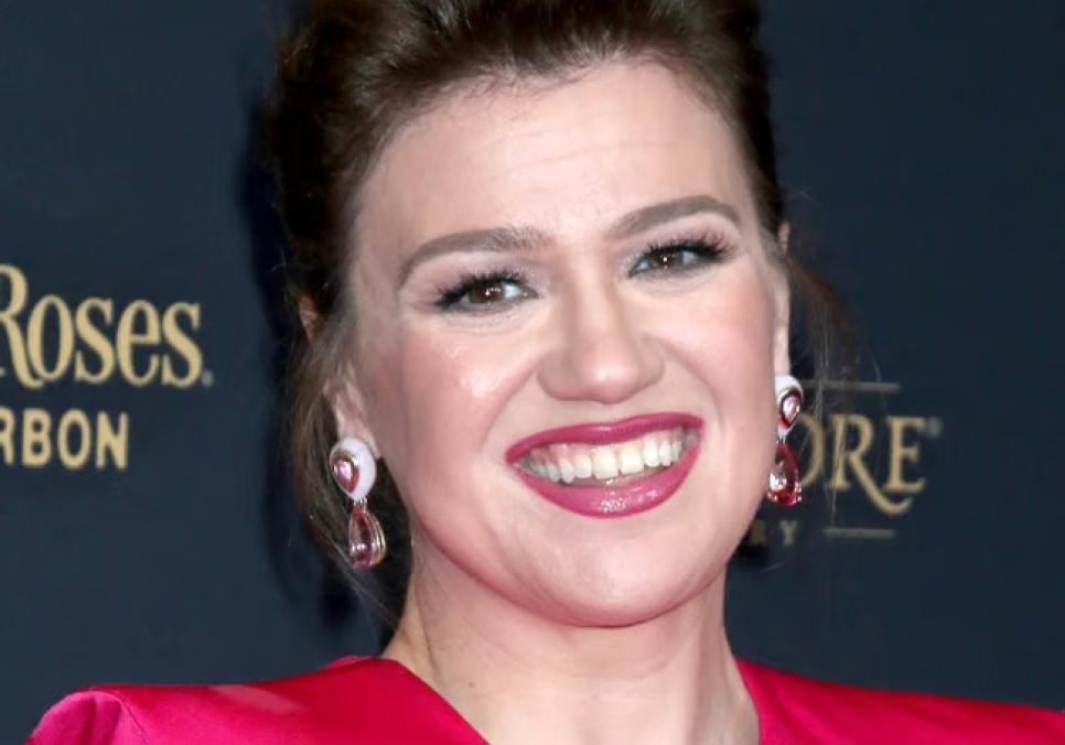 Келлі Кларксон повернулася до свого популярного токшоу