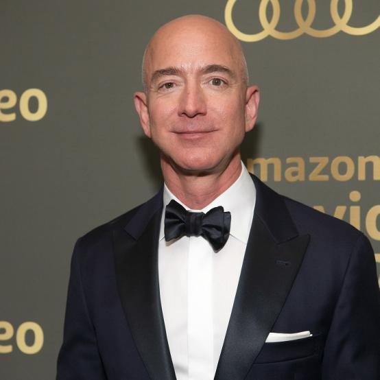 Джефф Безос придбав новий будинок в ексклюзивному селищі