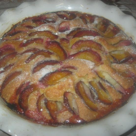 Рецепти:  Смачний домашній пиріг зі сливами «Насолода»