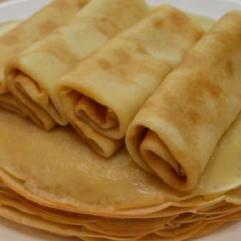 Рецепти:  Смачні ніжні млинці на мінеральній воді та молоці