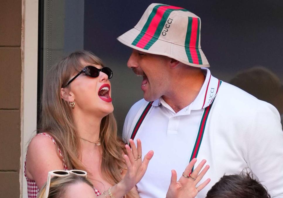 Пісня Тейлор Свіфт Wood зумовила фурор, проте є чимало незадоволених шанувальників