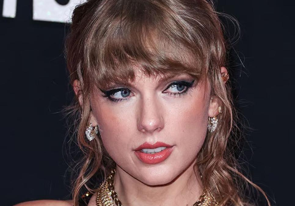 Новий альбом Тейлор Свіфт «Життя танцівниці» розчарував фанатів