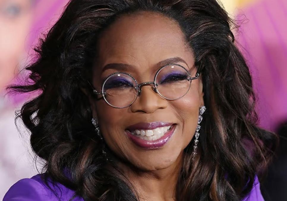 Опра Вінфрі демонструє струнку фігуру в новому подкасті