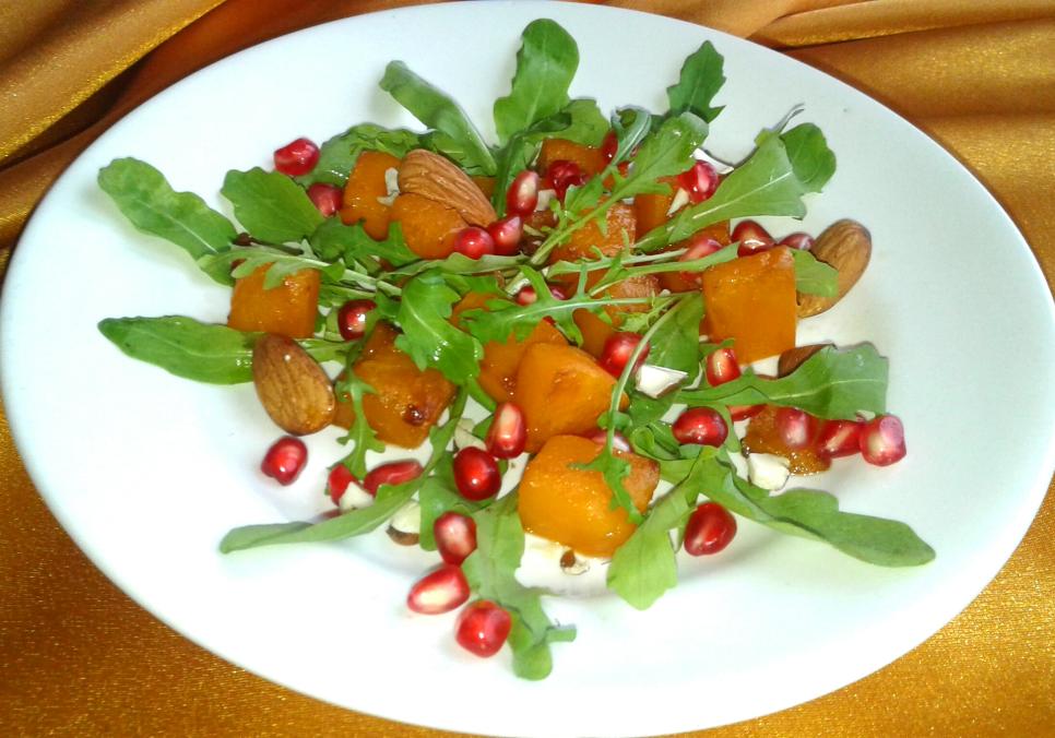 Рецепти:    Смачний  пікантний салатик із запеченого  гарбуза і руколи