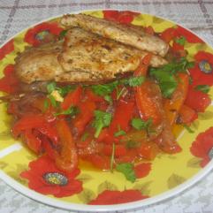 Рецепти: Смачні домашні свинячі стейки з карамелізованим перцем Рецепти: Смачні домашні свинячі стейки з карамелізованим перцем