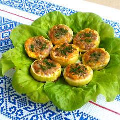 Рецепти:  Смачні апетитні кабачкові кільця з м’ясною начинкою