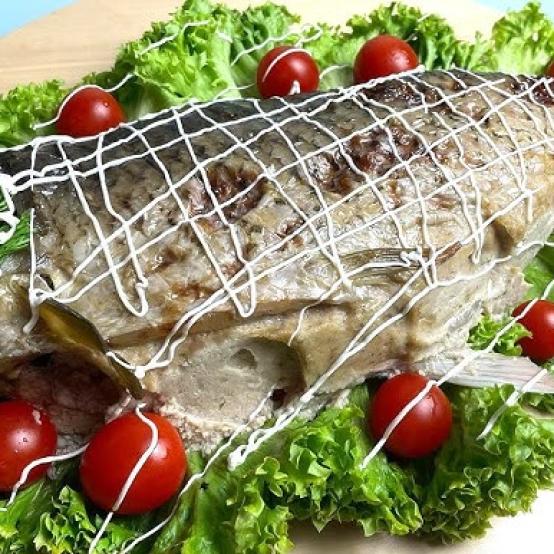 Рецепти: Смачний домашній фарширований короп Рецепти: Смачний домашній фарширований короп