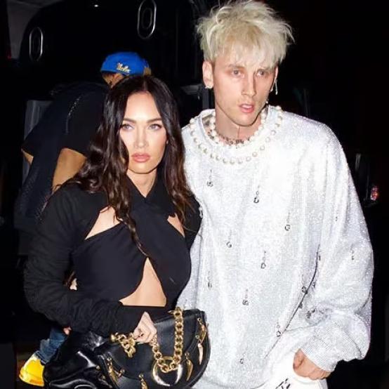 Machine Gun Kelly «сподівається помиритися» з Меган Фокс після народження доньки