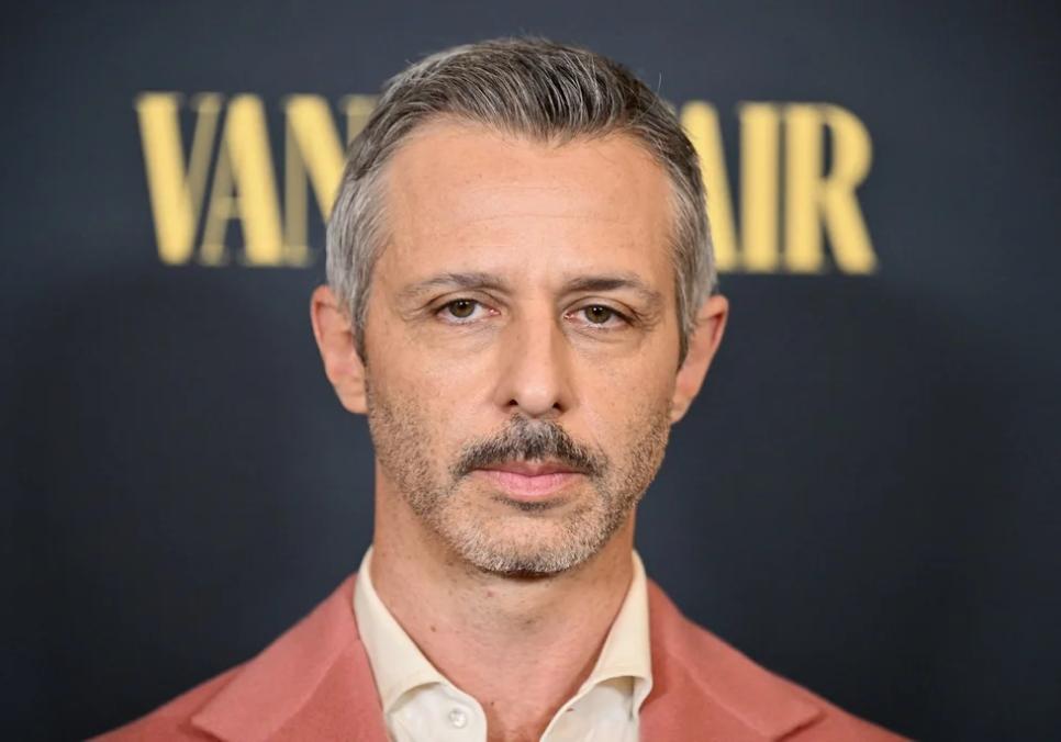 Джеремі Стронг зіграє Марка Цукерберга в новому фільмі Аарона Соркіна