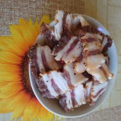 Рецепти:  Смачне поживне солене сало з перцем Рецепти:  Смачне поживне солене сало з перцем