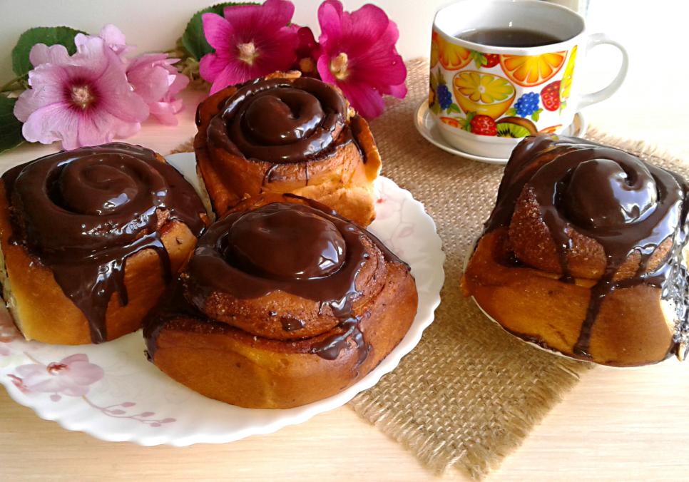 Рецепти:  Смачні домашні булочки «Шокобони»