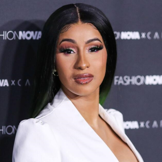 Cardi B різко відреагувала на критику в її бік