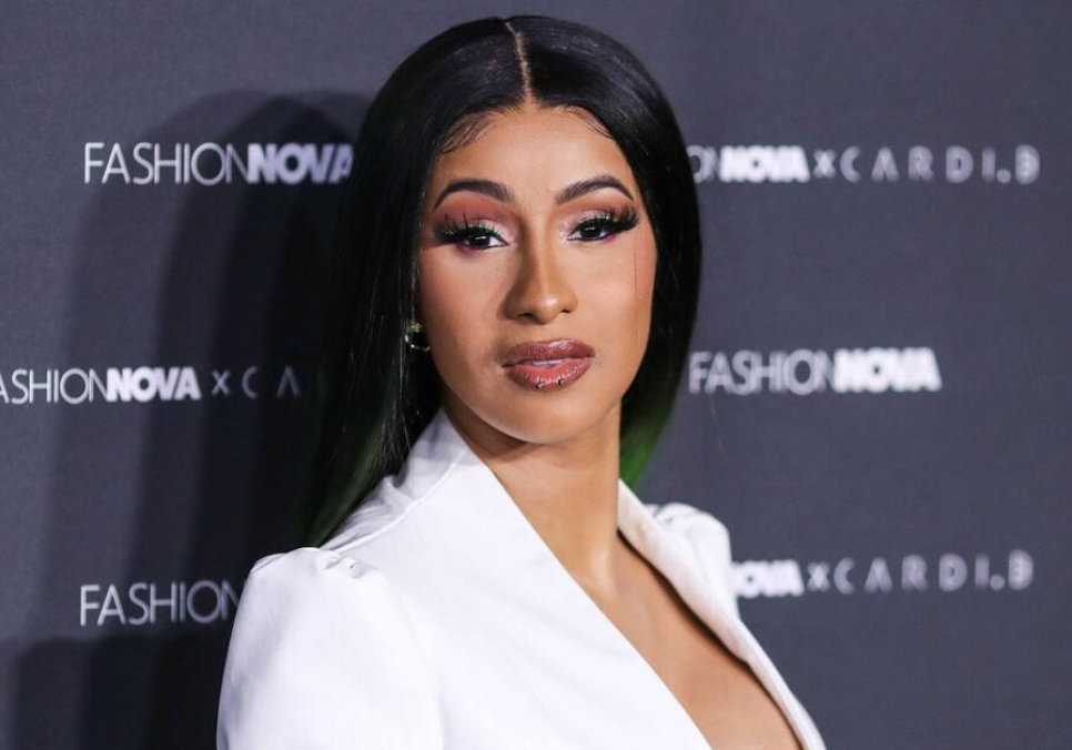 Cardi B різко відреагувала на критику в її бік