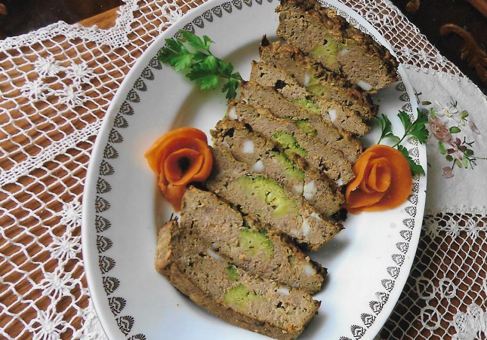 Рецепти:  Смачний домашній печінково-м’ясний кекс із броколі