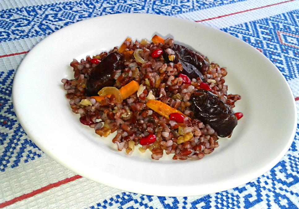 Рецепти:   Смачний солодкий плов із бурого рису