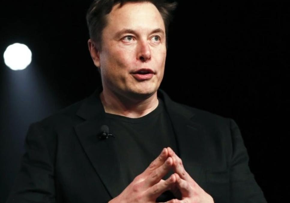 Ілон Маск розповів про стосунки з Граймс у новому документальному фільмі про Каньє Веста