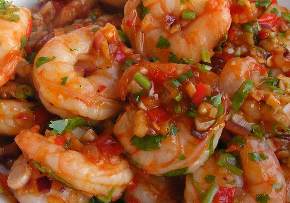 Рецепти:   Смачні апетитні тигрові креветки в медовому соусі Рецепти:   Смачні апетитні тигрові креветки в медовому соусі