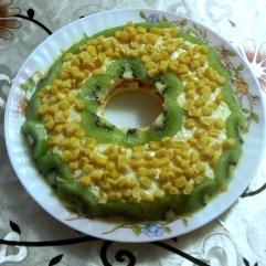 Рецепти:  Смачний святковий салат із куркою  «Сонячний»