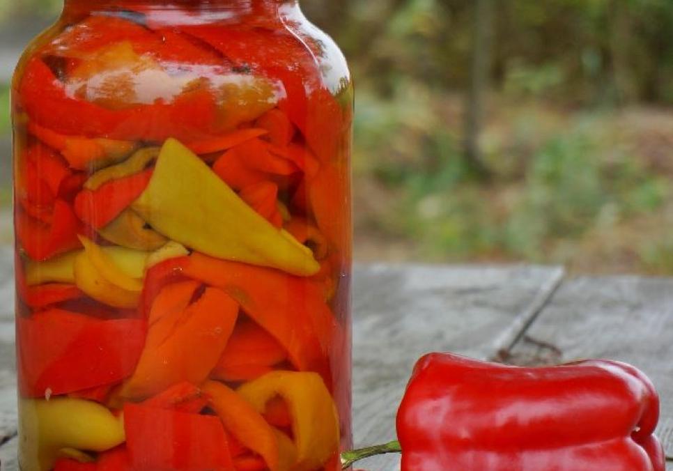 Рецепти:   Смачний  апетитний маринований перець